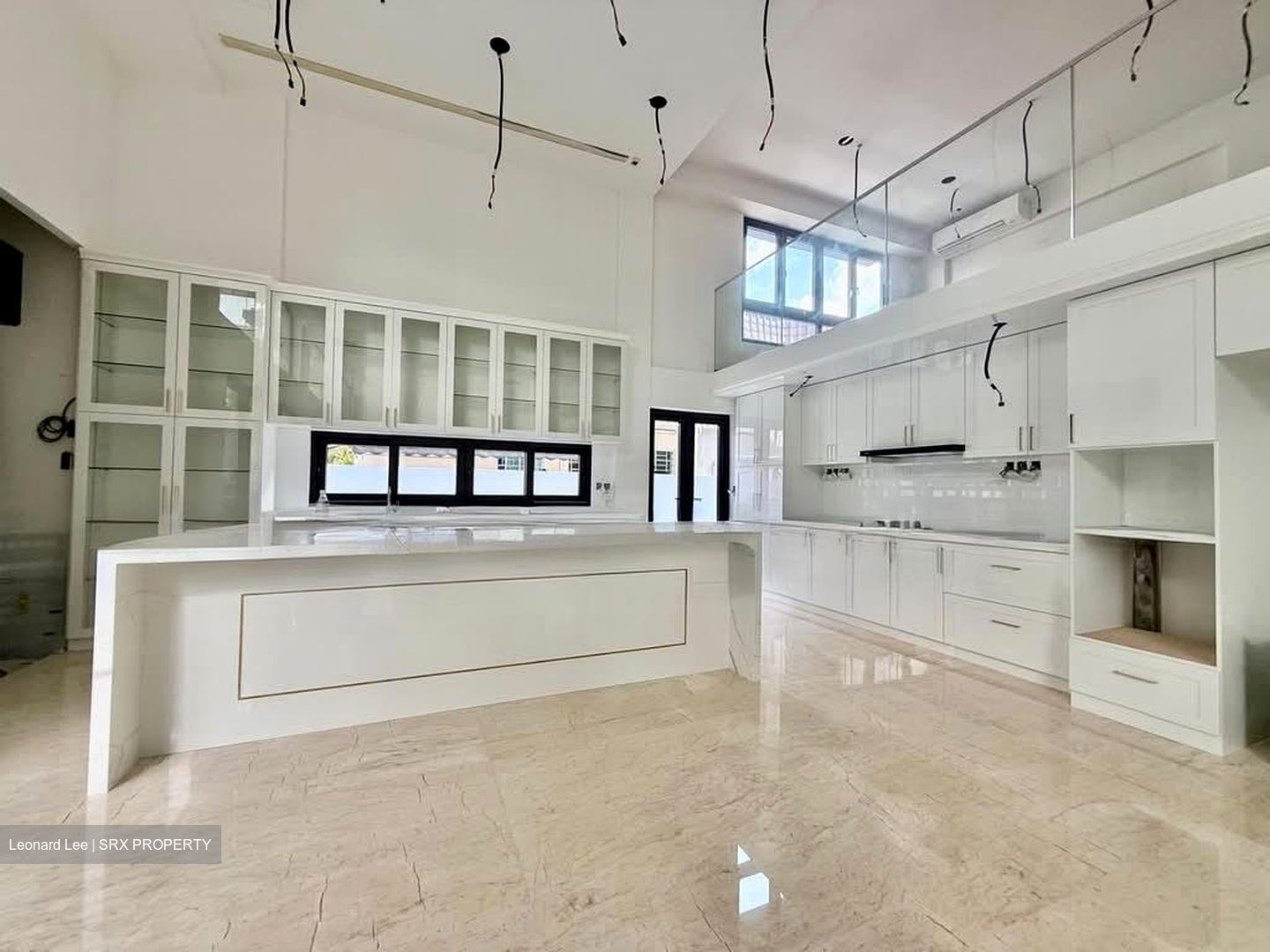 Fernhill Road (D10), Semi-Detached #546979011